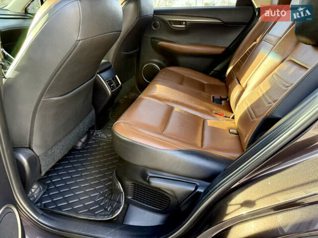 Коричневый Лексус НХ, объемом двигателя 2.49 л и пробегом 202 тыс. км за 25300 $, фото 23 на Automoto.ua