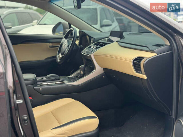 Коричневый Лексус НХ, объемом двигателя 0 л и пробегом 120 тыс. км за 15900 $, фото 11 на Automoto.ua