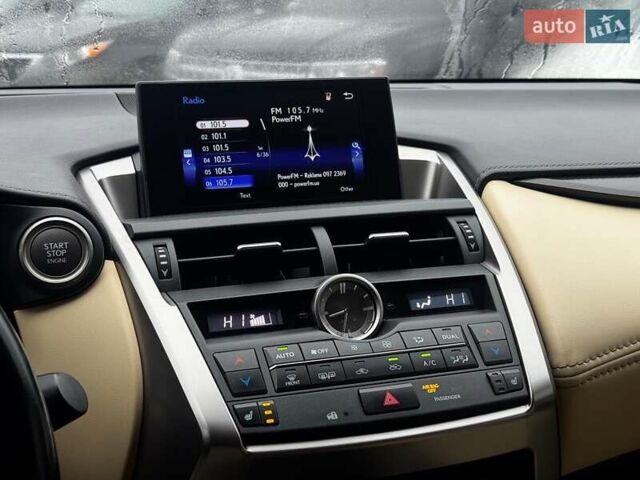 Коричневий Лексус НХ, об'ємом двигуна 2 л та пробігом 113 тис. км за 20990 $, фото 18 на Automoto.ua