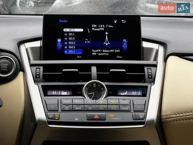 Коричневий Лексус НХ, об'ємом двигуна 2 л та пробігом 113 тис. км за 20990 $, фото 22 на Automoto.ua