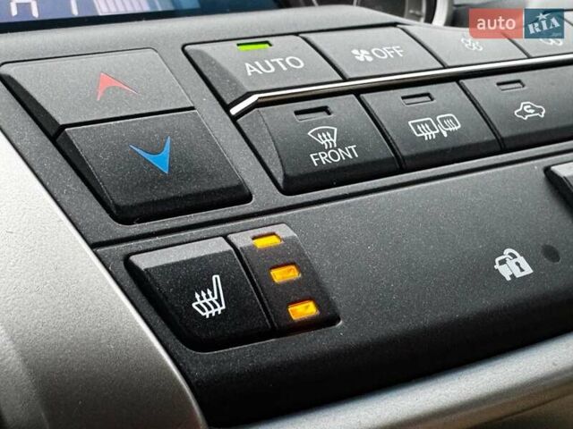 Коричневий Лексус НХ, об'ємом двигуна 2 л та пробігом 113 тис. км за 20990 $, фото 29 на Automoto.ua