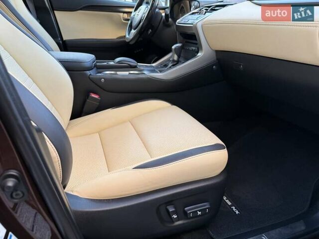 Коричневий Лексус НХ, об'ємом двигуна 2.49 л та пробігом 129 тис. км за 32900 $, фото 45 на Automoto.ua