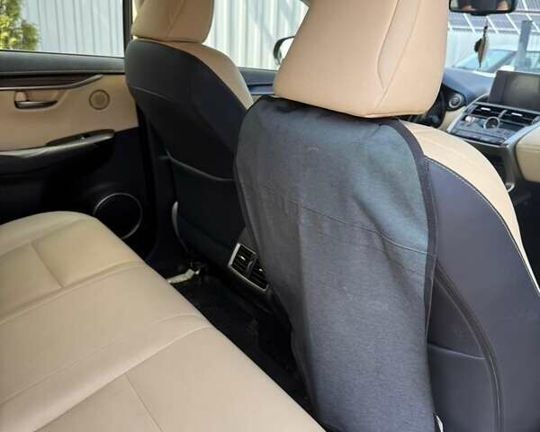 Коричневий Лексус НХ, об'ємом двигуна 1.99 л та пробігом 125 тис. км за 29000 $, фото 10 на Automoto.ua