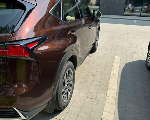 Коричневий Лексус НХ, об'ємом двигуна 1.99 л та пробігом 125 тис. км за 29000 $, фото 15 на Automoto.ua