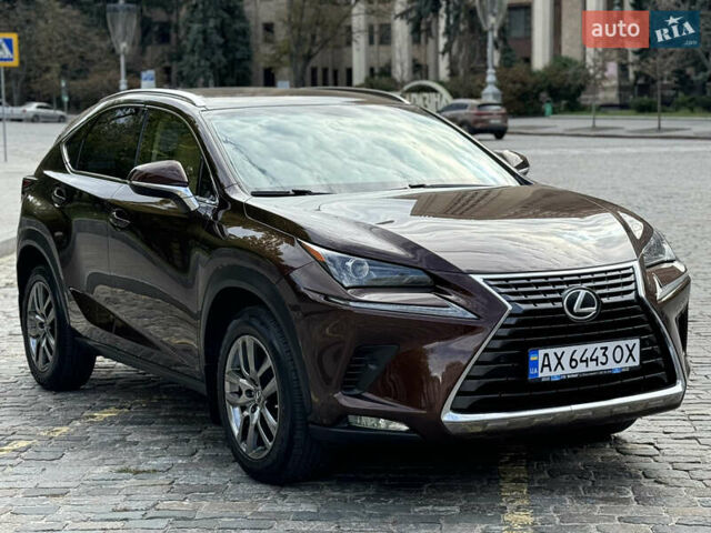 Коричневый Лексус НХ, объемом двигателя 2 л и пробегом 160 тыс. км за 24999 $, фото 11 на Automoto.ua