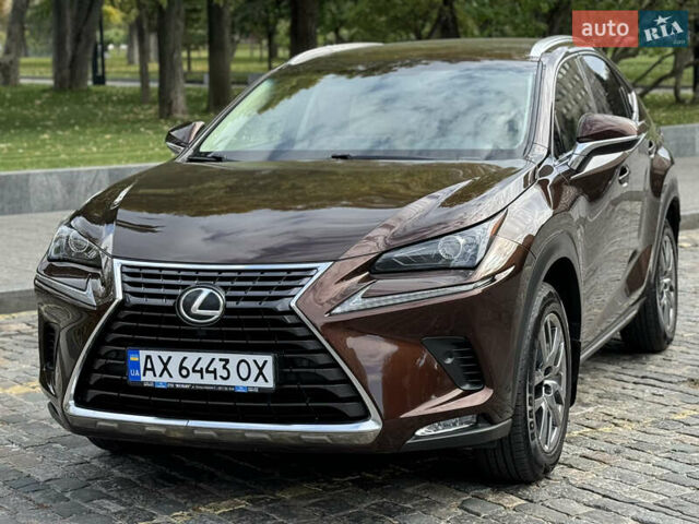 Коричневый Лексус НХ, объемом двигателя 2 л и пробегом 160 тыс. км за 24999 $, фото 9 на Automoto.ua