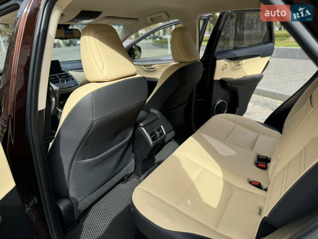 Коричневый Лексус НХ, объемом двигателя 2 л и пробегом 160 тыс. км за 24999 $, фото 60 на Automoto.ua