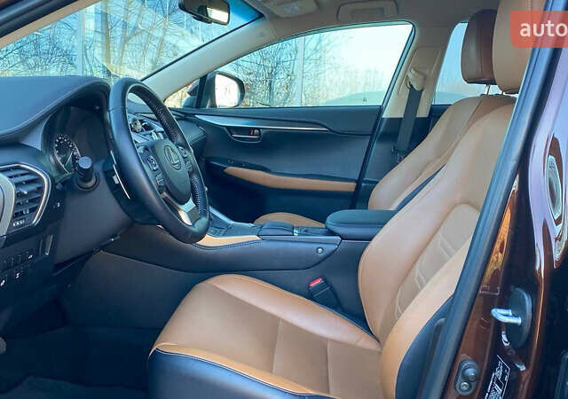 Коричневый Лексус НХ, объемом двигателя 2 л и пробегом 77 тыс. км за 35000 $, фото 6 на Automoto.ua