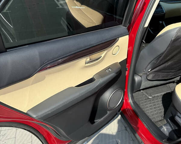 Лексус НХ 2014 в Львове на Automoto.ua Красный Лексус НХ, объемом двигателя 2 л и пробегом 195 тыс. км за 22200 $, фото 24 на Automoto.ua