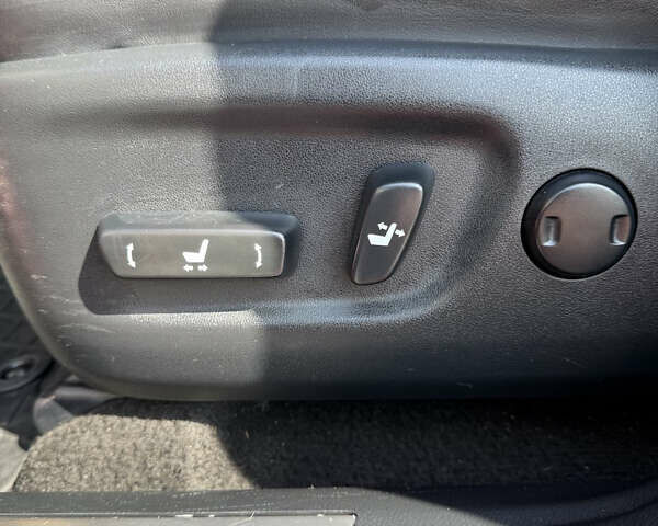 Лексус НХ 2014 в Львове на Automoto.ua Красный Лексус НХ, объемом двигателя 2 л и пробегом 195 тыс. км за 22200 $, фото 20 на Automoto.ua