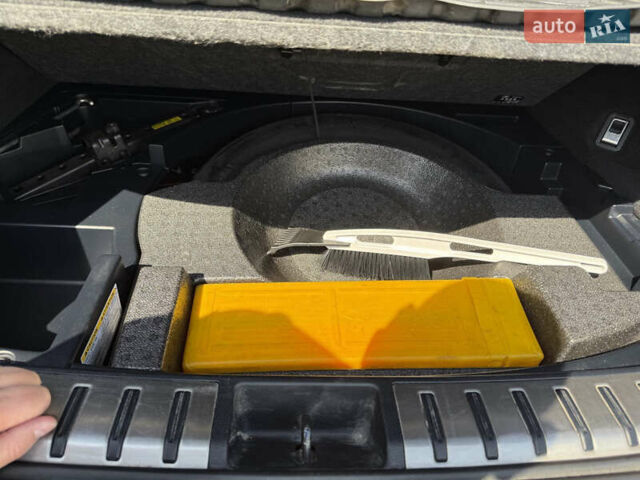 Лексус НХ 2014 в Львове на Automoto.ua Красный Лексус НХ, объемом двигателя 2 л и пробегом 195 тыс. км за 22200 $, фото 8 на Automoto.ua