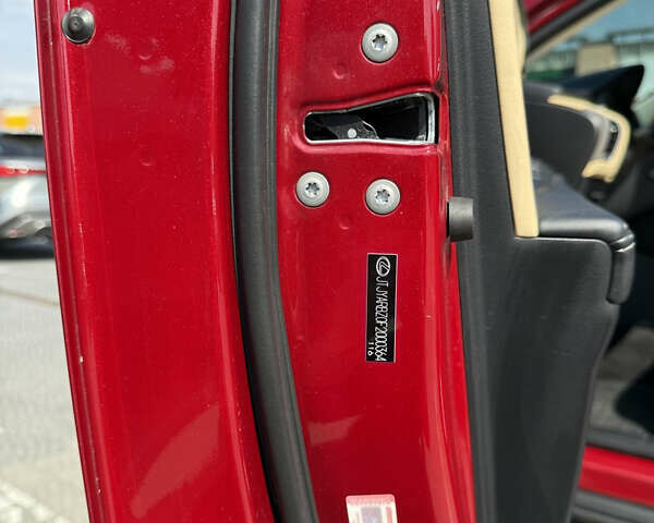 Лексус НХ 2014 в Львове на Automoto.ua Красный Лексус НХ, объемом двигателя 2 л и пробегом 195 тыс. км за 22200 $, фото 9 на Automoto.ua