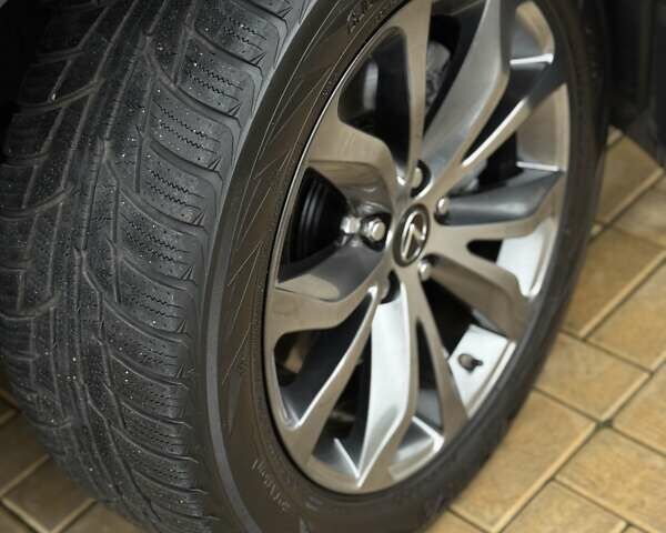 Красный Лексус НХ, объемом двигателя 2 л и пробегом 125 тыс. км за 24800 $, фото 14 на Automoto.ua