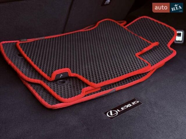 Красный Лексус НХ, объемом двигателя 2 л и пробегом 125 тыс. км за 24800 $, фото 60 на Automoto.ua