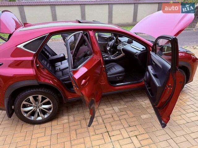 Красный Лексус НХ, объемом двигателя 2 л и пробегом 125 тыс. км за 24800 $, фото 70 на Automoto.ua