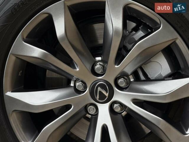 Червоний Лексус НХ, об'ємом двигуна 2 л та пробігом 125 тис. км за 22900 $, фото 6 на Automoto.ua