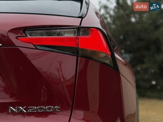 Красный Лексус НХ, объемом двигателя 2 л и пробегом 125 тыс. км за 24800 $, фото 37 на Automoto.ua