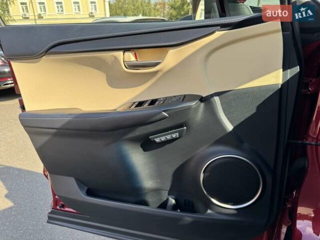 Червоний Лексус НХ, об'ємом двигуна 2 л та пробігом 139 тис. км за 21900 $, фото 17 на Automoto.ua