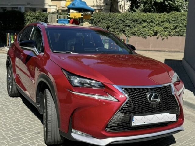 Красный Лексус НХ, объемом двигателя 2 л и пробегом 75 тыс. км за 23000 $, фото 2 на Automoto.ua