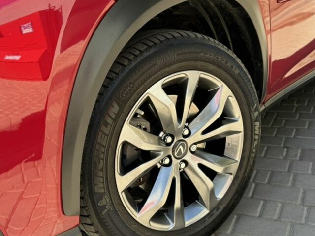 Красный Лексус НХ, объемом двигателя 2 л и пробегом 75 тыс. км за 23000 $, фото 3 на Automoto.ua