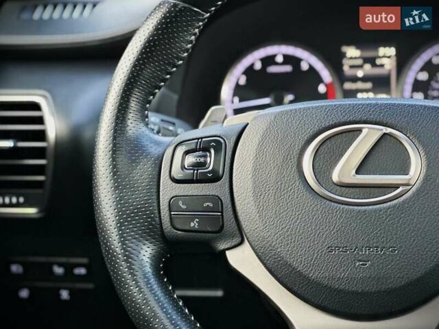 Червоний Лексус НХ, об'ємом двигуна 2 л та пробігом 51 тис. км за 28500 $, фото 32 на Automoto.ua