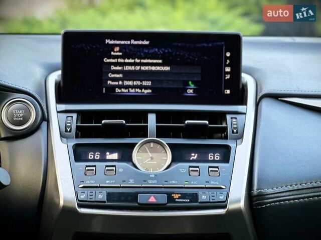 Червоний Лексус НХ, об'ємом двигуна 2 л та пробігом 51 тис. км за 28500 $, фото 35 на Automoto.ua