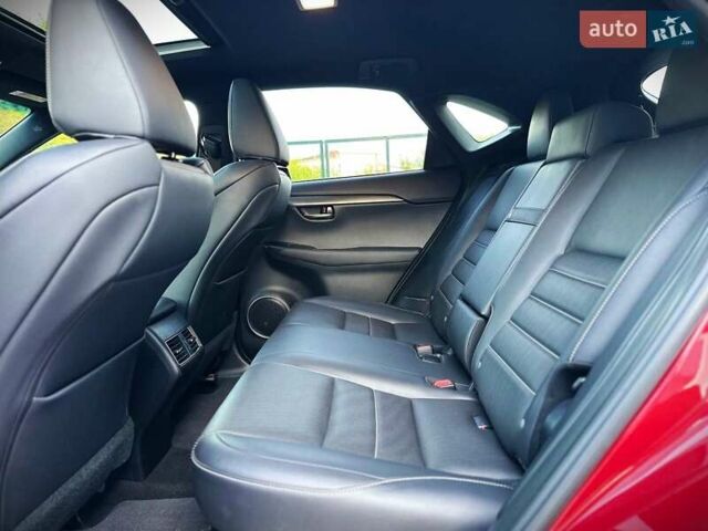 Червоний Лексус НХ, об'ємом двигуна 2 л та пробігом 51 тис. км за 28500 $, фото 24 на Automoto.ua