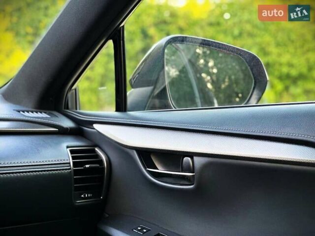 Червоний Лексус НХ, об'ємом двигуна 2 л та пробігом 51 тис. км за 28500 $, фото 34 на Automoto.ua