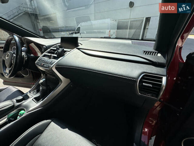 Красный Лексус НХ, объемом двигателя 1.99 л и пробегом 70 тыс. км за 25900 $, фото 23 на Automoto.ua