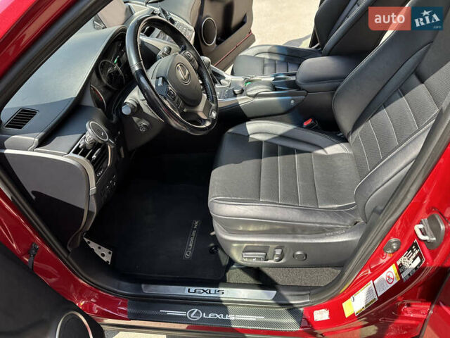 Червоний Лексус НХ, об'ємом двигуна 1.99 л та пробігом 70 тис. км за 22500 $, фото 16 на Automoto.ua