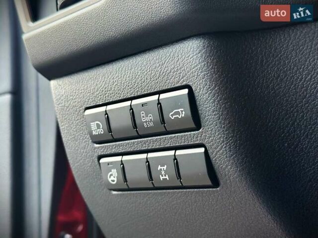 Червоний Лексус НХ, об'ємом двигуна 2 л та пробігом 51 тис. км за 28500 $, фото 18 на Automoto.ua