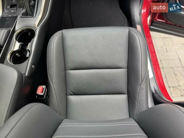 Червоний Лексус НХ, об'ємом двигуна 2 л та пробігом 94 тис. км за 22999 $, фото 36 на Automoto.ua