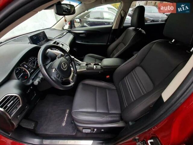 Червоний Лексус НХ, об'ємом двигуна 2 л та пробігом 61 тис. км за 26990 $, фото 45 на Automoto.ua