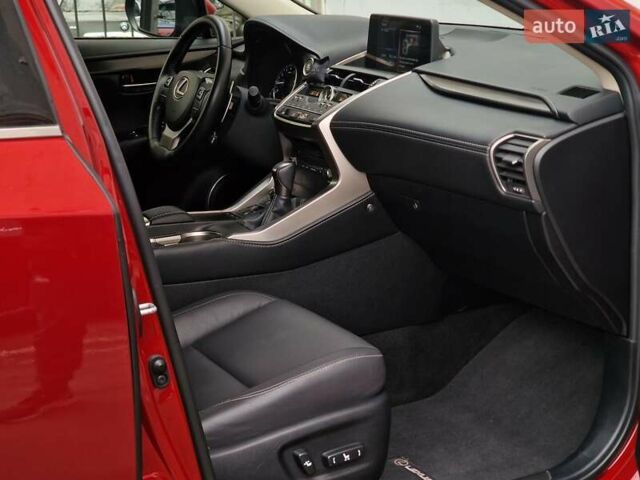 Червоний Лексус НХ, об'ємом двигуна 2 л та пробігом 61 тис. км за 26990 $, фото 52 на Automoto.ua
