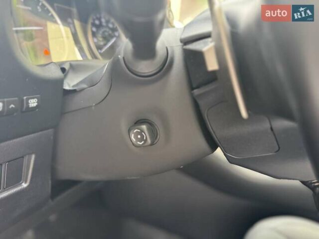 Красный Лексус НХ, объемом двигателя 2 л и пробегом 94 тыс. км за 22999 $, фото 23 на Automoto.ua