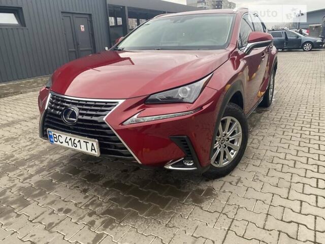 Красный Лексус НХ, объемом двигателя 2.49 л и пробегом 112 тыс. км за 28500 $, фото 2 на Automoto.ua