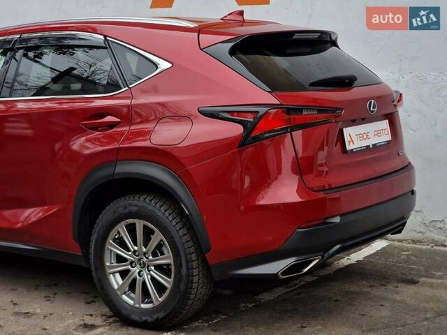 Червоний Лексус НХ, об'ємом двигуна 2 л та пробігом 61 тис. км за 26990 $, фото 24 на Automoto.ua