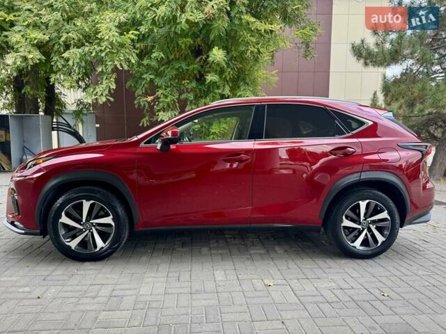 Червоний Лексус НХ, об'ємом двигуна 2 л та пробігом 94 тис. км за 22999 $, фото 7 на Automoto.ua