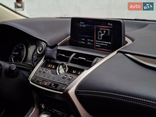 Червоний Лексус НХ, об'ємом двигуна 2 л та пробігом 61 тис. км за 26990 $, фото 55 на Automoto.ua