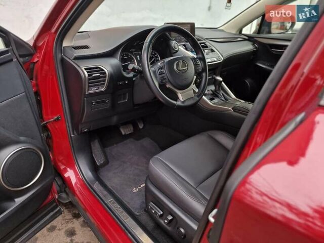Червоний Лексус НХ, об'ємом двигуна 2 л та пробігом 61 тис. км за 26990 $, фото 43 на Automoto.ua