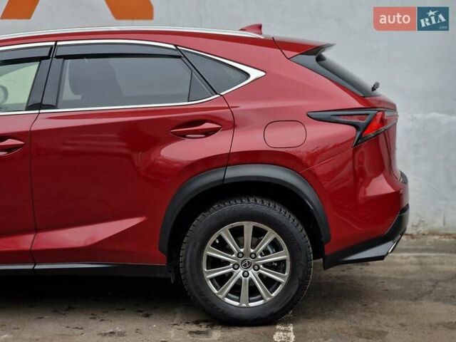 Червоний Лексус НХ, об'ємом двигуна 2 л та пробігом 61 тис. км за 26990 $, фото 23 на Automoto.ua
