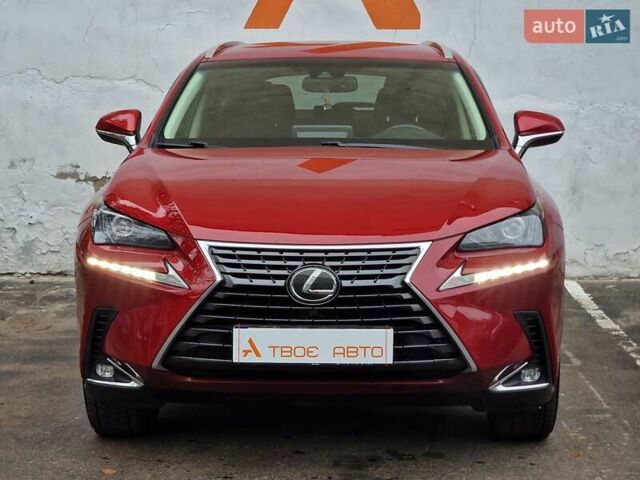 Червоний Лексус НХ, об'ємом двигуна 2 л та пробігом 61 тис. км за 26990 $, фото 2 на Automoto.ua