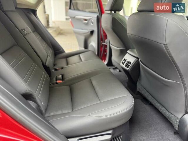 Красный Лексус НХ, объемом двигателя 2 л и пробегом 94 тыс. км за 22999 $, фото 31 на Automoto.ua