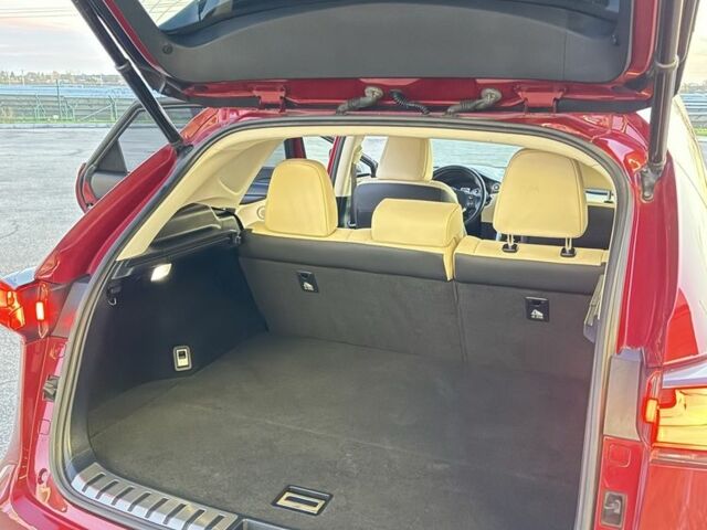 Лексус НХ 2018 в Днепре (Днепропетровске) на Automoto.ua Красный Лексус НХ, объемом двигателя 0 л и пробегом 156 тыс. км за 20999 $, фото 10 на Automoto.ua