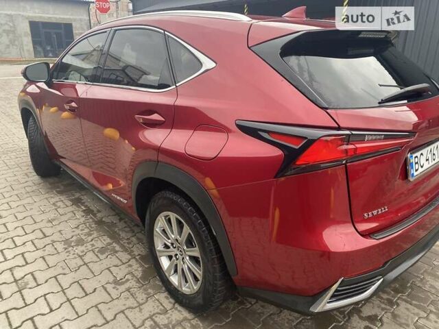 Красный Лексус НХ, объемом двигателя 2.49 л и пробегом 112 тыс. км за 28500 $, фото 7 на Automoto.ua