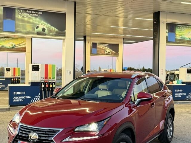 Лексус НХ 2018 в Днепре (Днепропетровске) на Automoto.ua Красный Лексус НХ, объемом двигателя 0 л и пробегом 156 тыс. км за 20999 $, фото 2 на Automoto.ua