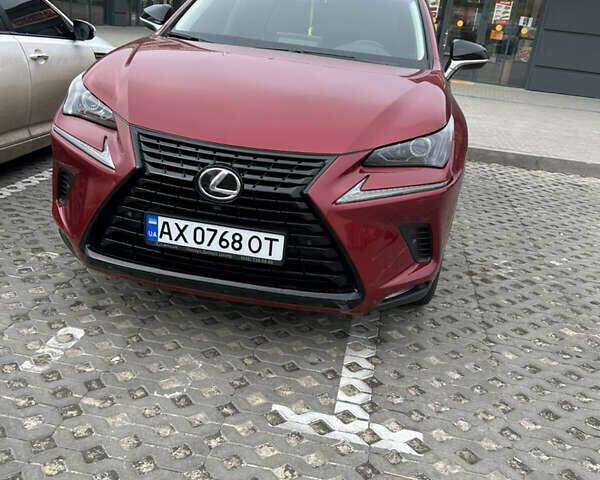 Красный Лексус НХ, объемом двигателя 1.99 л и пробегом 95 тыс. км за 32000 $, фото 9 на Automoto.ua