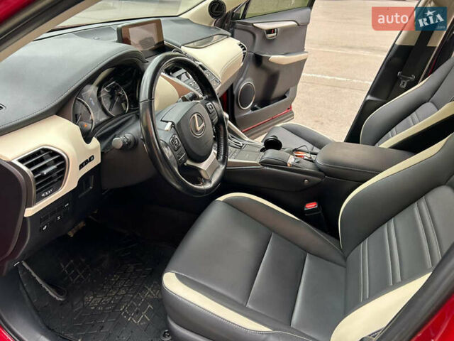 Красный Лексус НХ, объемом двигателя 1.99 л и пробегом 82 тыс. км за 32000 $, фото 7 на Automoto.ua