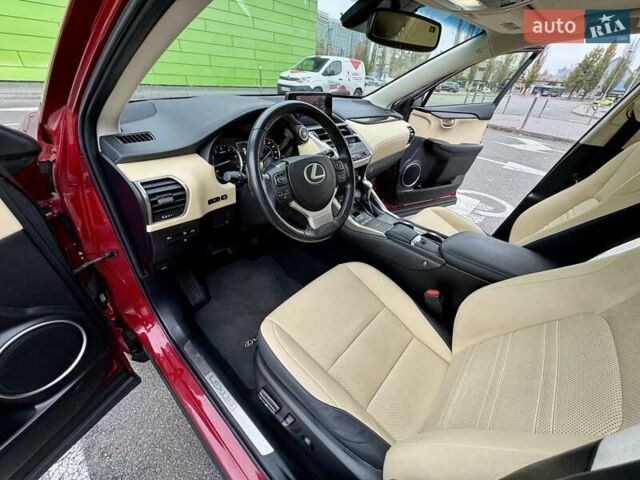Красный Лексус НХ, объемом двигателя 2 л и пробегом 96 тыс. км за 28900 $, фото 33 на Automoto.ua