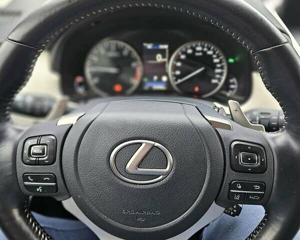 Червоний Лексус НХ, об'ємом двигуна 2 л та пробігом 22 тис. км за 35200 $, фото 16 на Automoto.ua